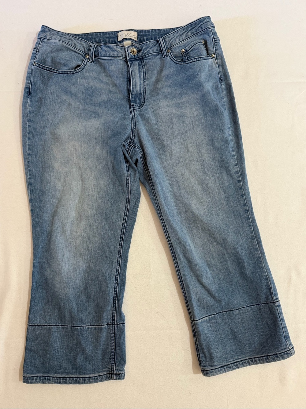 Venezia Wide Leg Cropped Jeans Size 18 Light Wash Denim Cuffed Capris - Picture 1 of 6